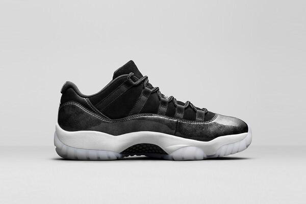 【新品】Air Jordan 11 Retro Low Barons air-jordan-11-retro-low-black-